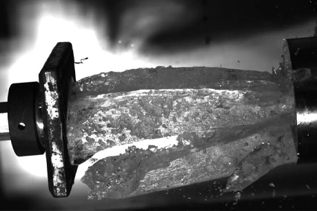 精准捕捉冰块断裂全程